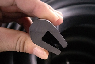 Screen rubber